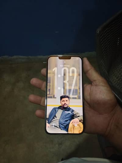 Apple iPhone 13 Pro Max non pta with box gold color 256 health 85
