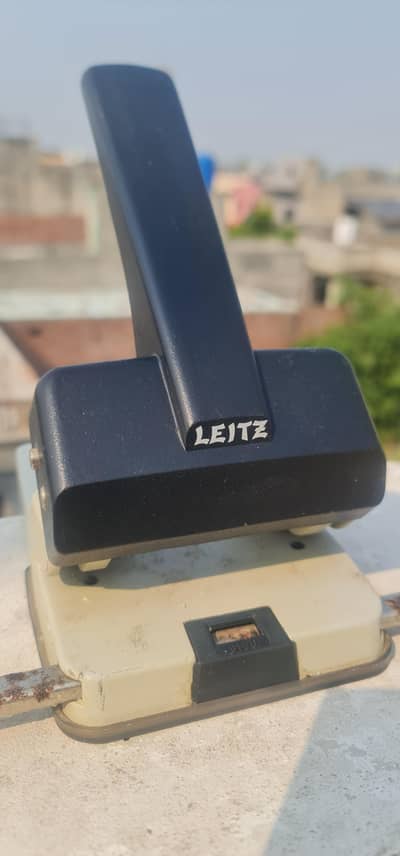 vintage Leitz 5180 Heavy Duty Metal Hole Punch Germany