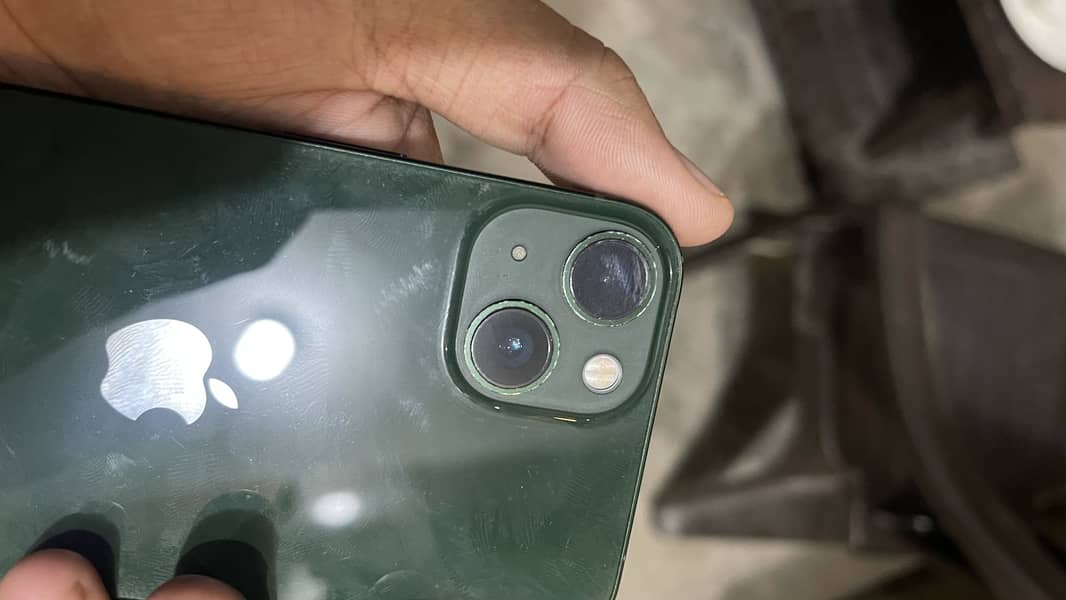 Apple iPhone 13 1