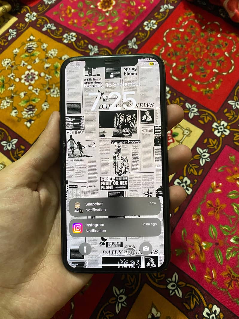 Apple iPhone X 1