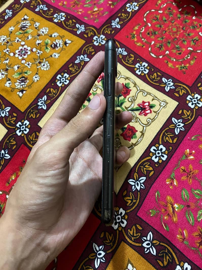 Apple iPhone X 2