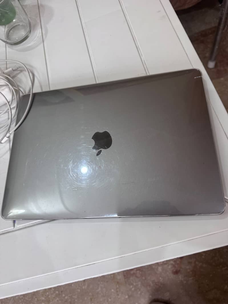 MACBOOK PRO 6