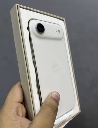 Apple iPhone 17 Air 1TB Factory Unlocked 10/10