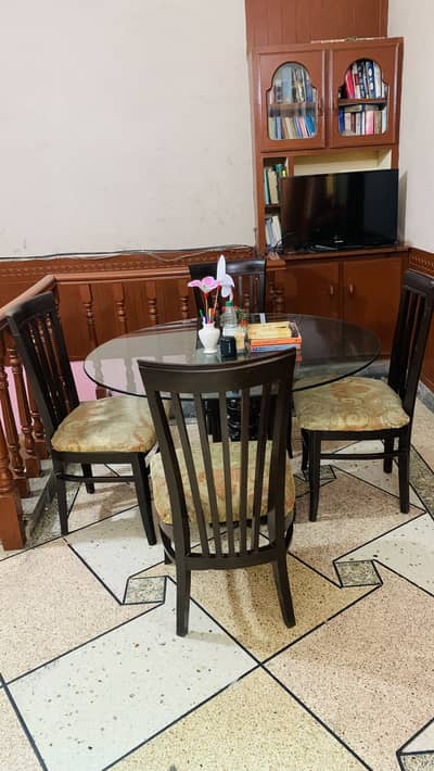 Sheesham Wood Antique Chinioti-Style 4-Seater Dining Set – For Sale