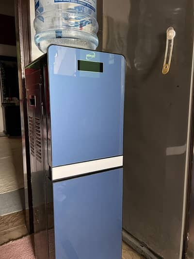 Water Dispenser