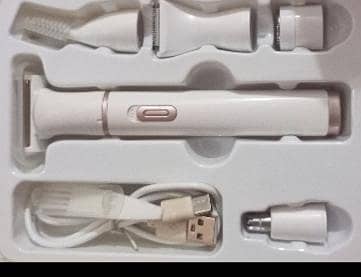 women grooming kit
