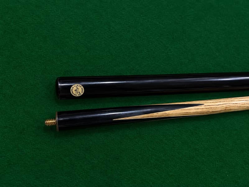 Snooker cue 2