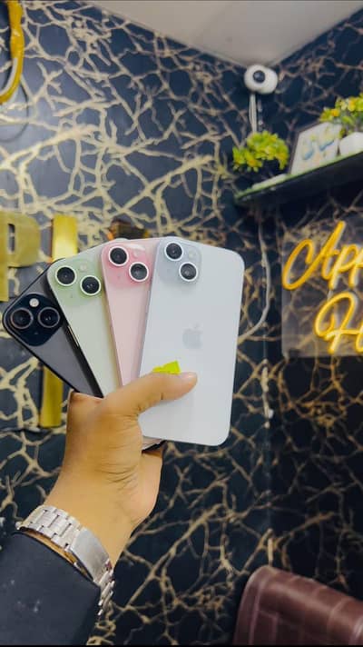 Apple iPhone 15