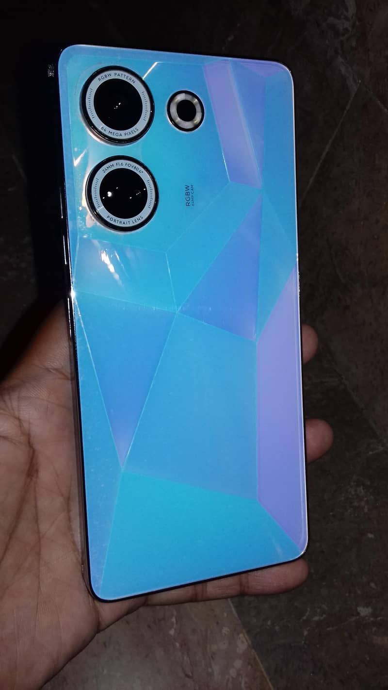 Tecno CAMON 20 4