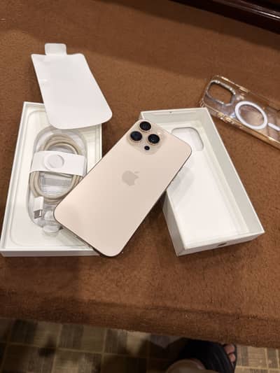 Apple iPhone 16 Pro Max