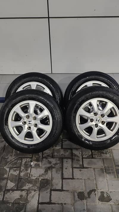 Geniun Rebirth alloy rims and tyres