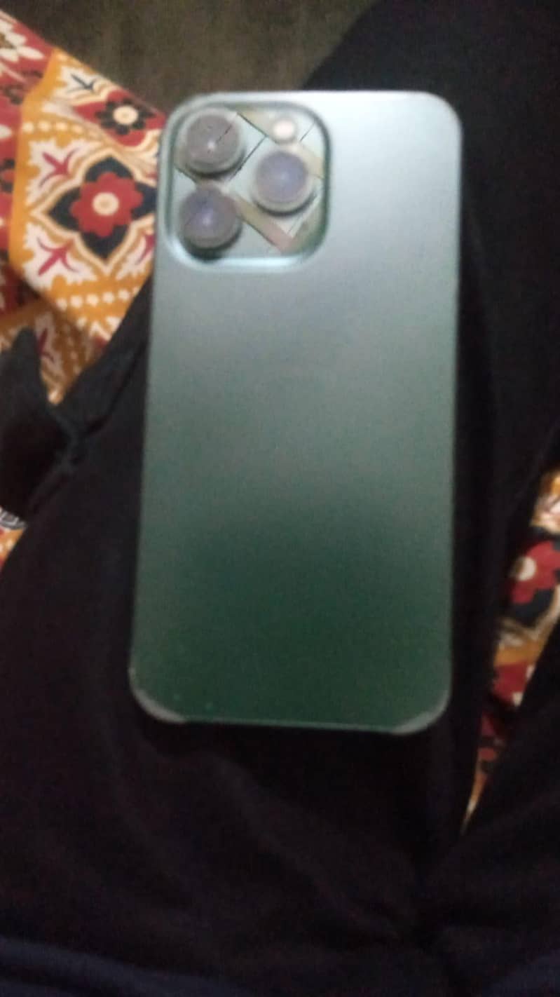 Apple iPhone 13 Pro 0