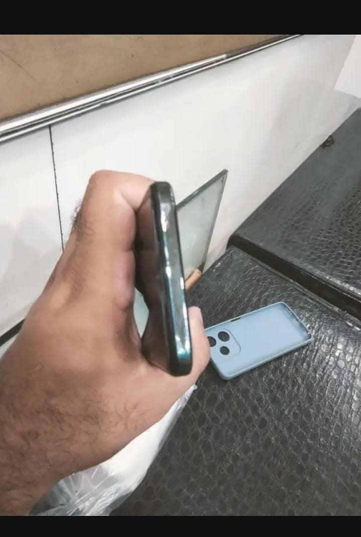 Tecno Spark 10C 4