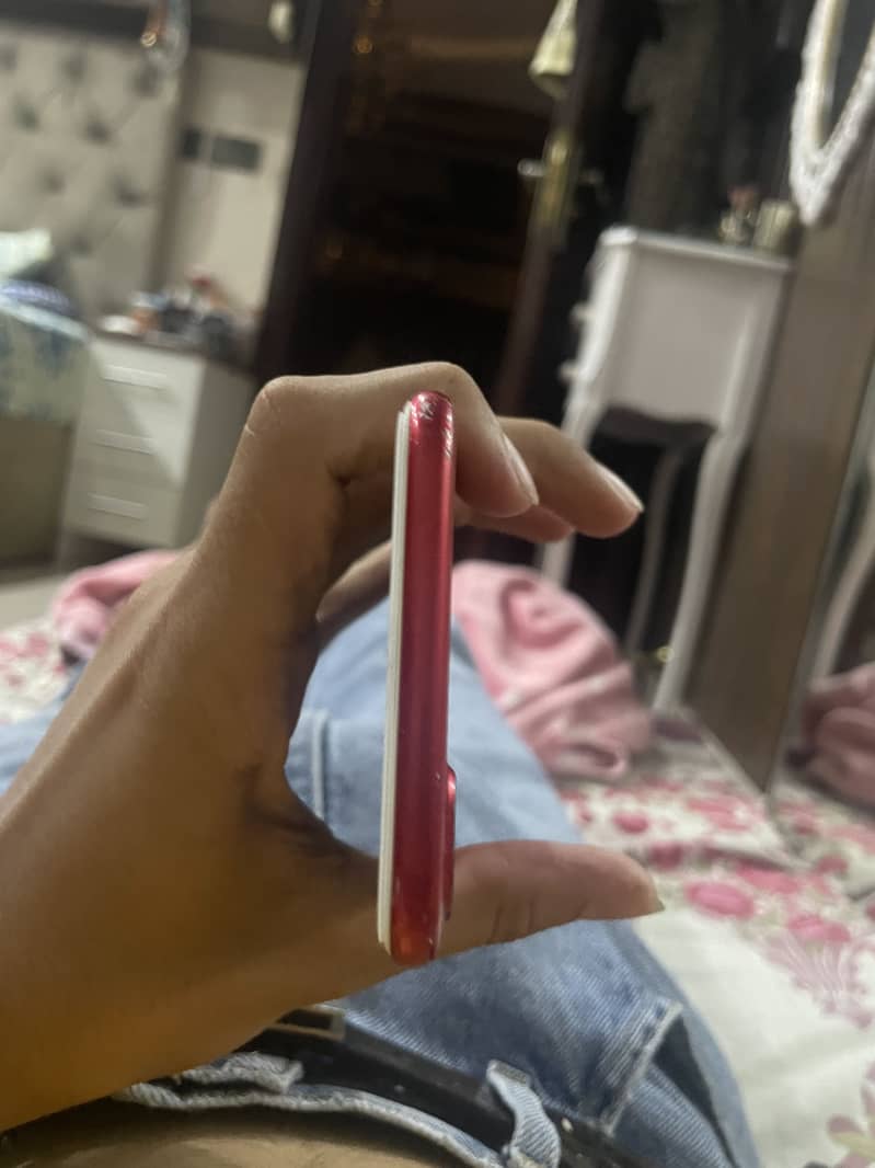 Apple iPhone 7 Plus 0