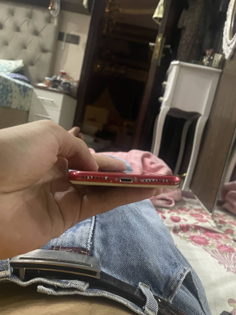 Apple iPhone 7 Plus 1