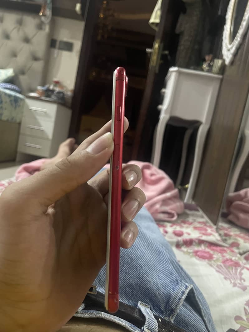 Apple iPhone 7 Plus 6