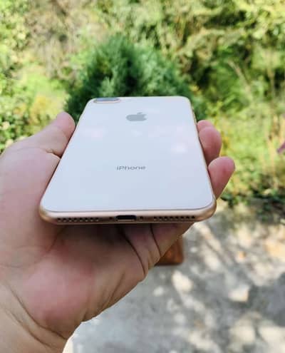 Apple iPhone 8 Plus