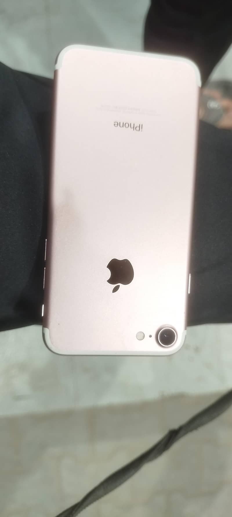 Apple iPhone 7 Plus 5