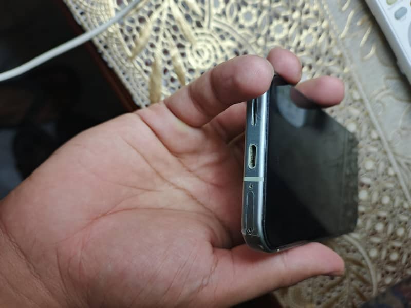 Google Pixel 9 3
