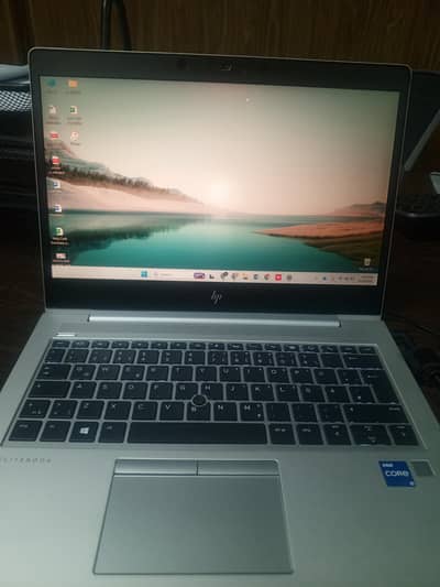 HP laptop 830 G5