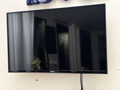 Haier LCD TV 32/40 Inch – Good Condition – Rs. 37,000