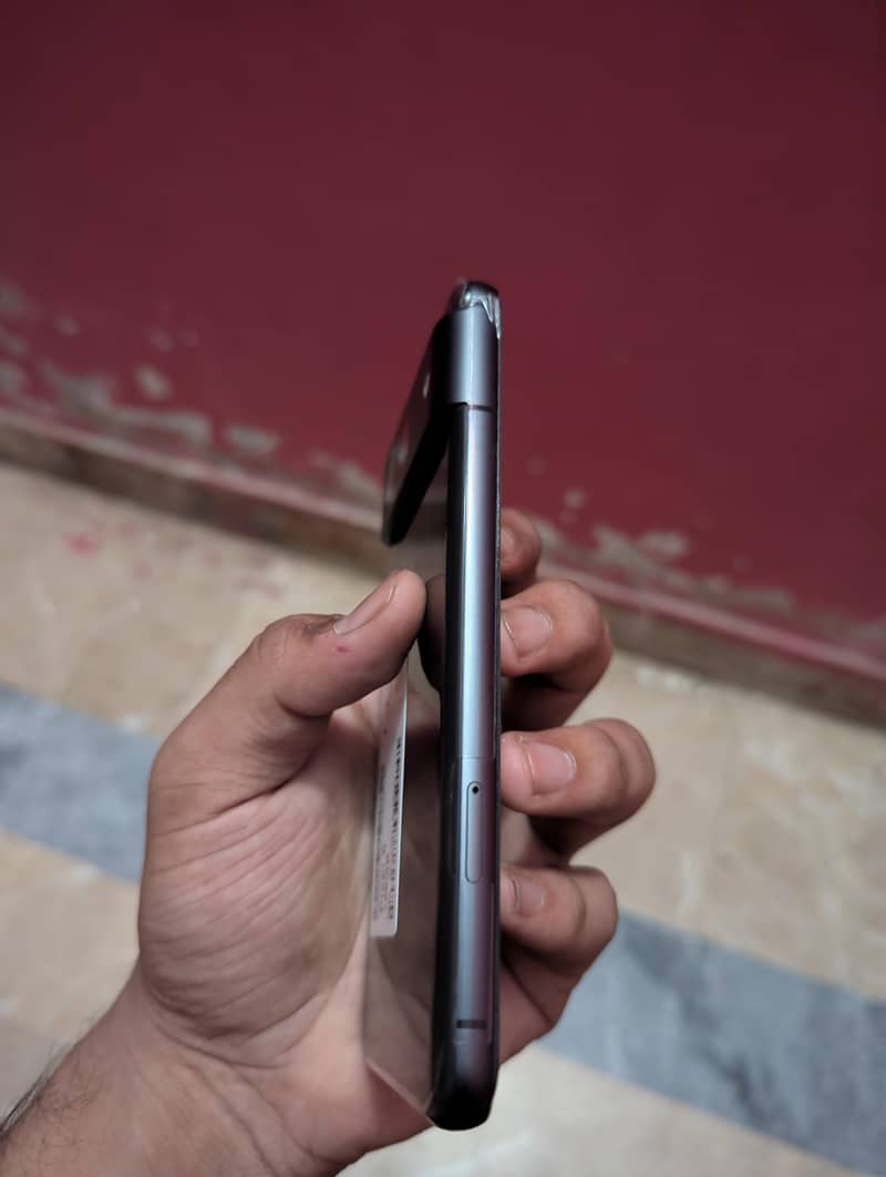Google Pixel 8 5