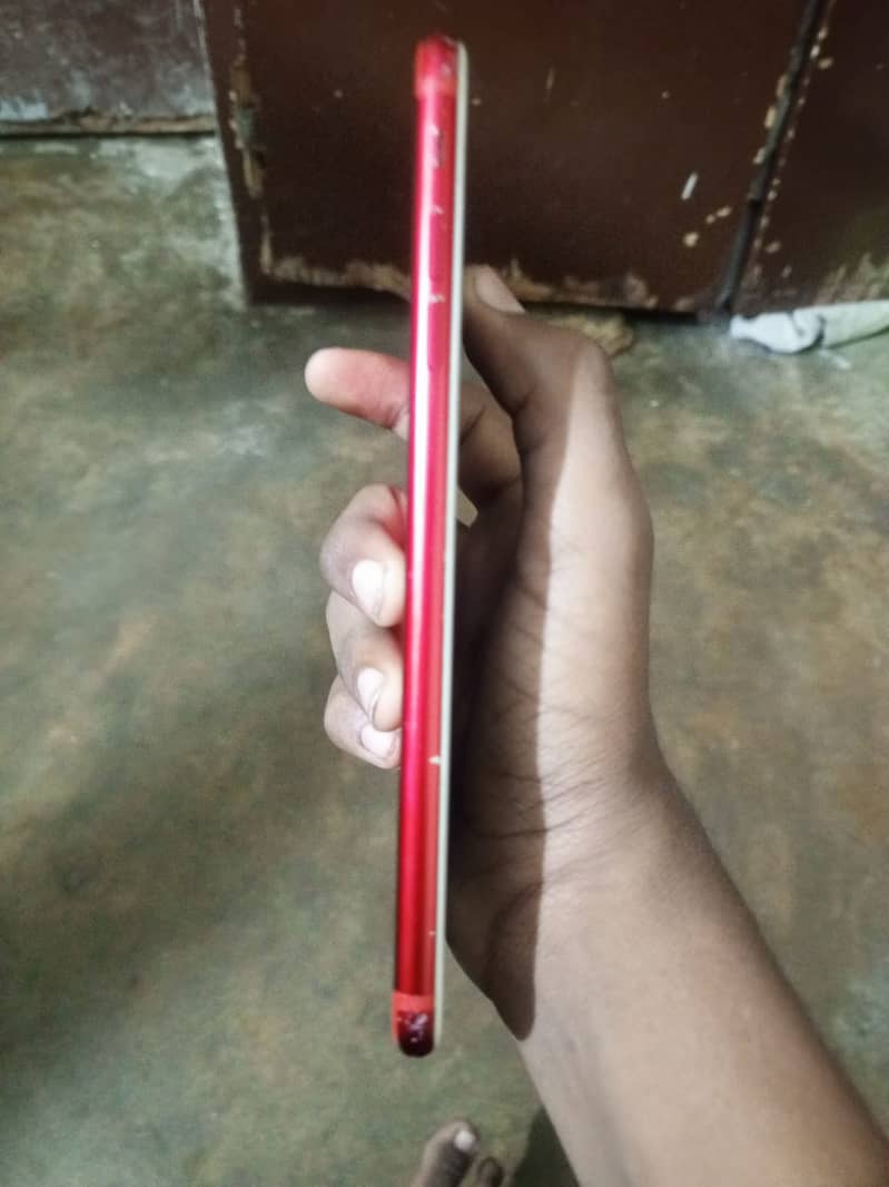 Apple iPhone 7 Plus 3
