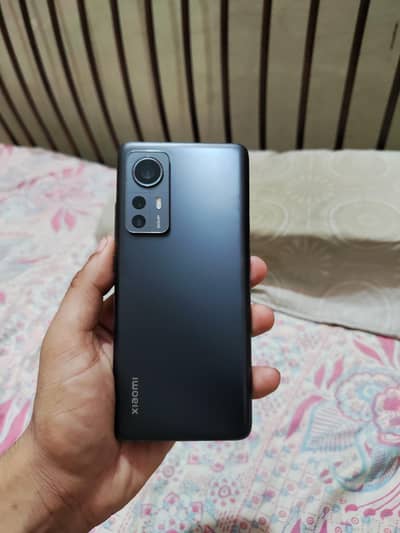 Xiaomi 12 non Pta 12/256 gaming phone 90fps