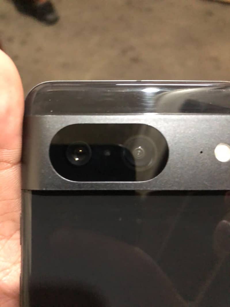 GOOGLE PIXEL 8 1