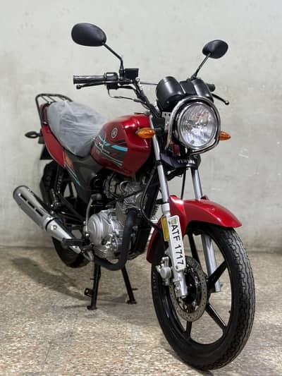 Yamaha yb125z dx 2023 model ( family model )