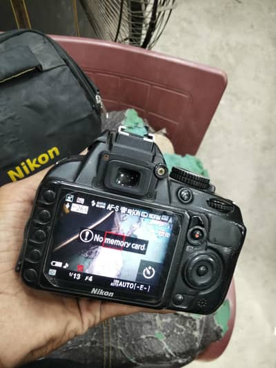 Nikon 3100