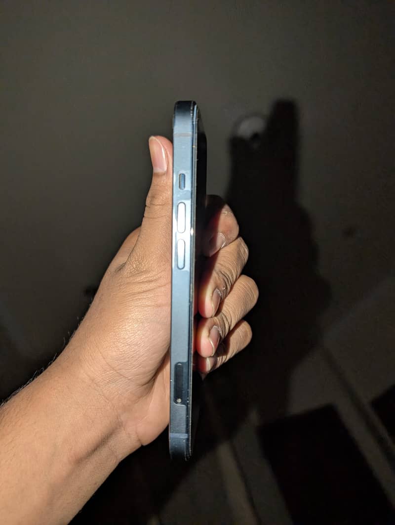 Apple iPhone 13 mdm exchange possible with iphone 3