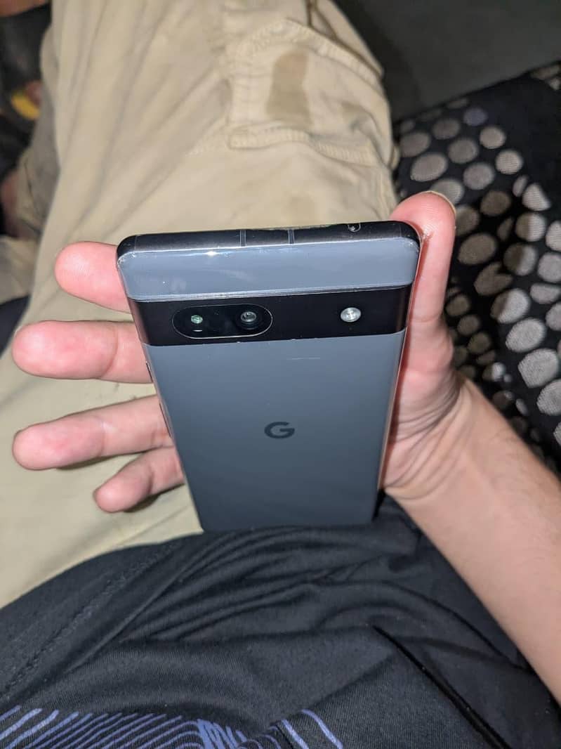 Google Pixel 7a 5