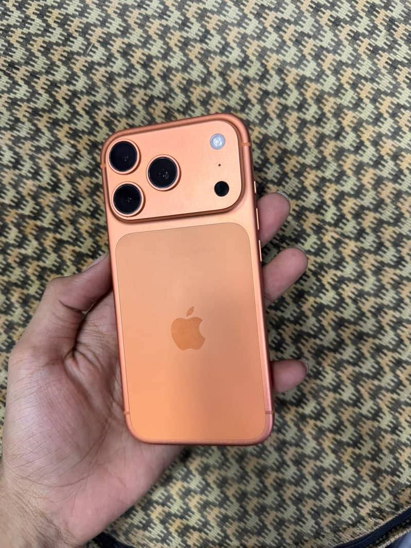 Apple iPhone 17 Pro 0