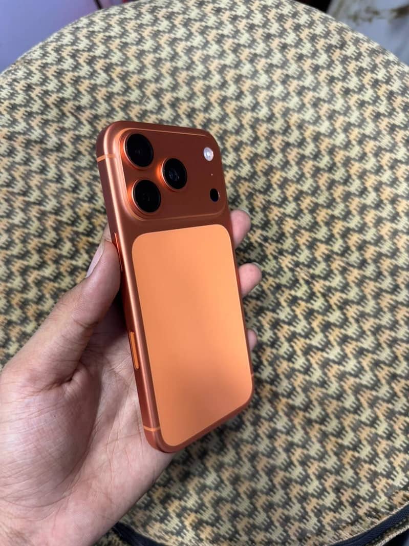 Apple iPhone 17 Pro 3