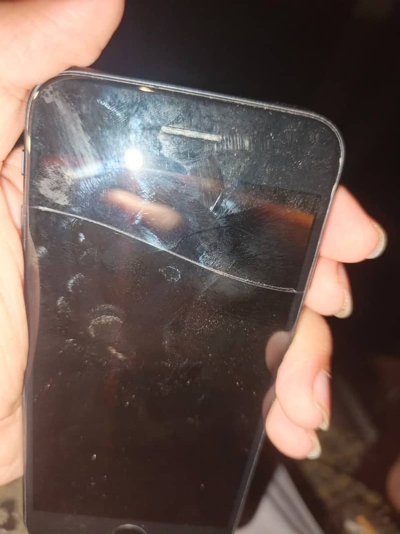 Apple iPhone SE 4