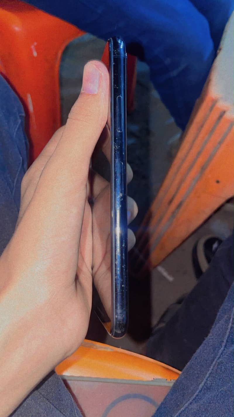 Apple iPhone X 1
