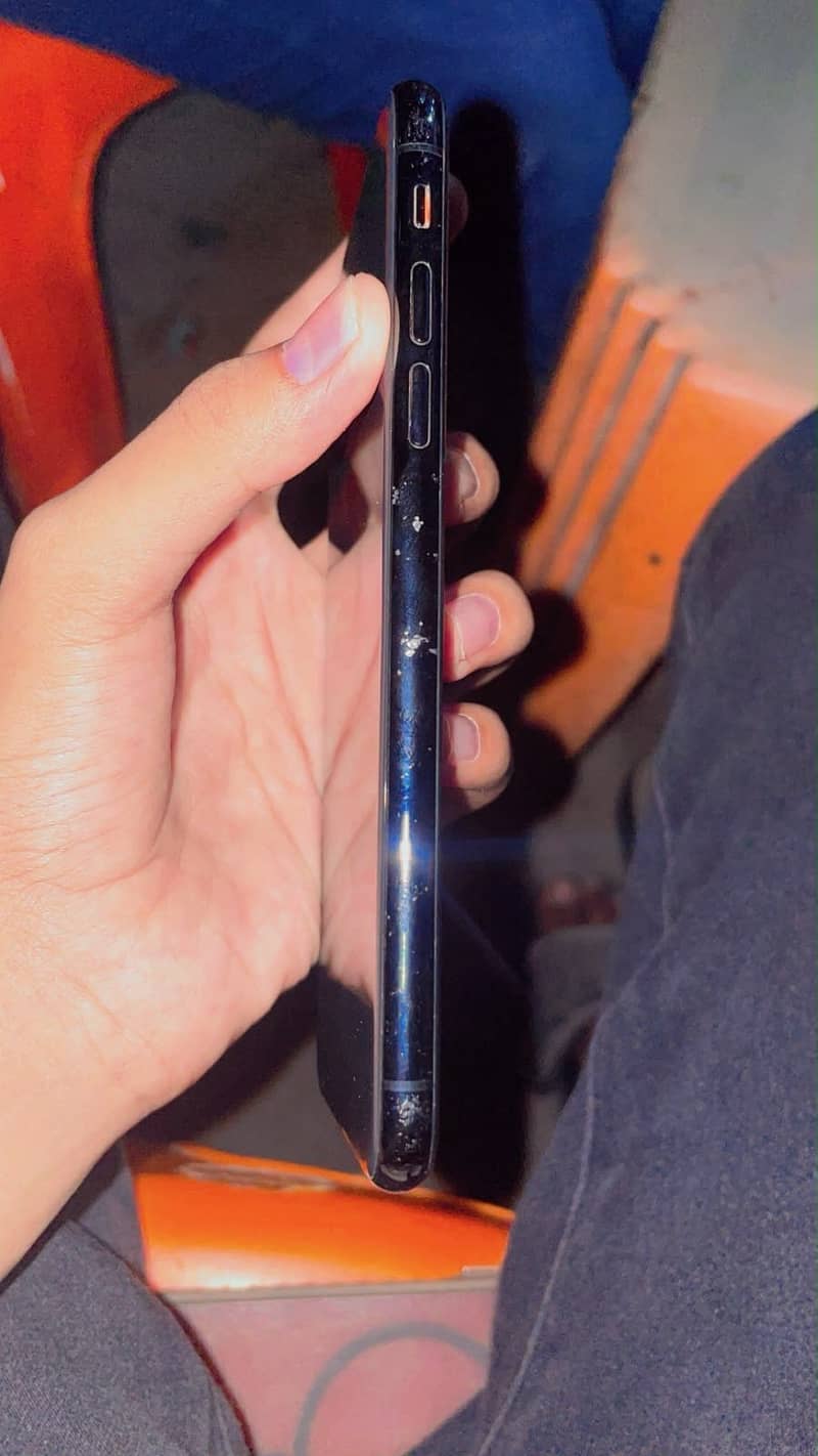Apple iPhone X 2
