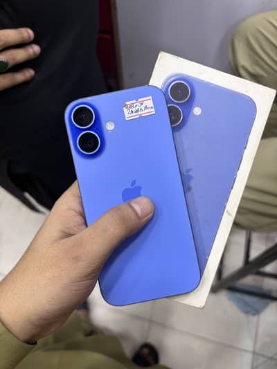 Apple iPhone 16