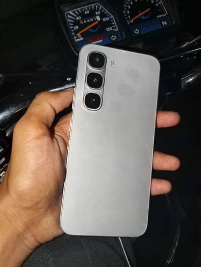 Infinix Hot 60 Pro