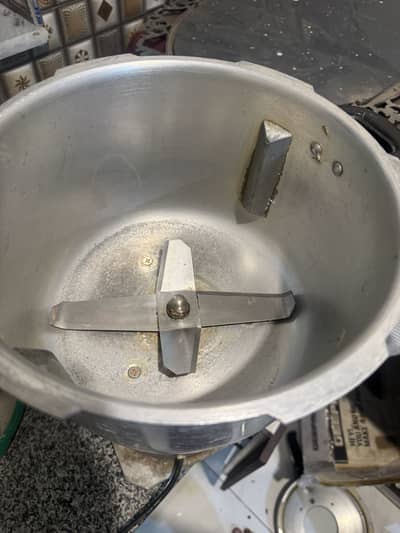 Electric chopper very good conditon