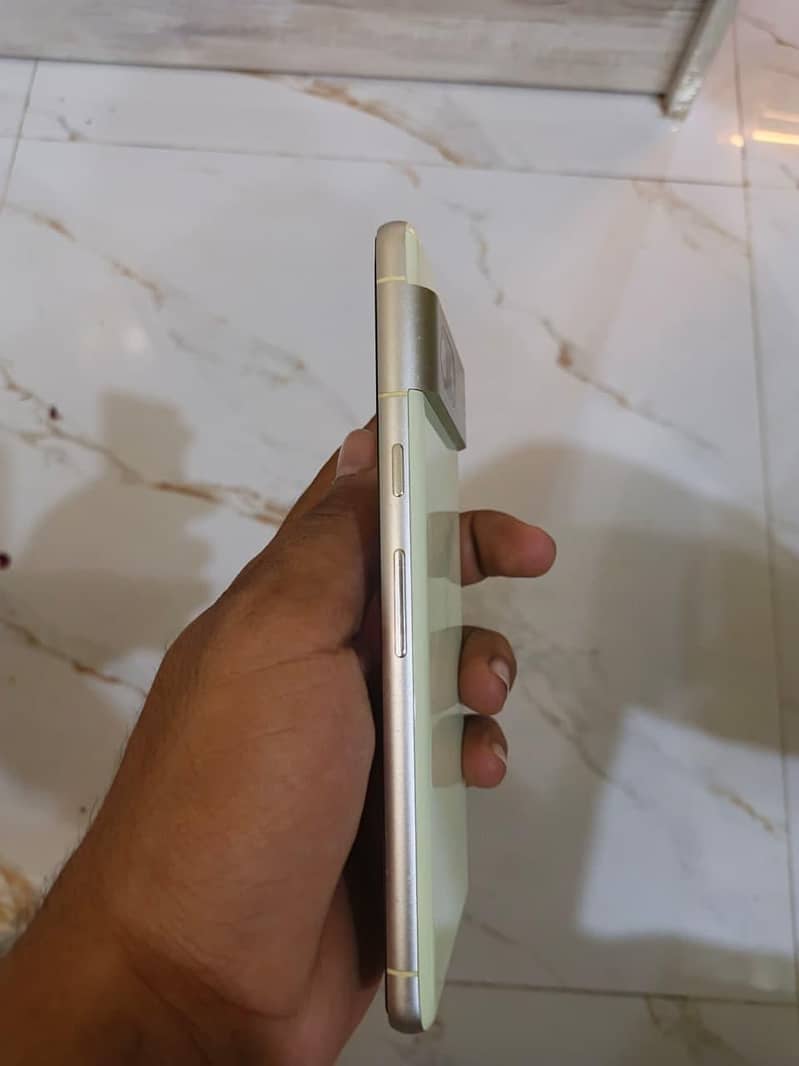 Google Pixel 7 2