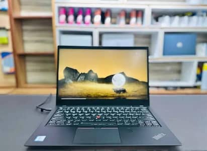 Lenovo X1 Carbon / i7-8th gen Ultra-Slim Design!  Powerful Performance