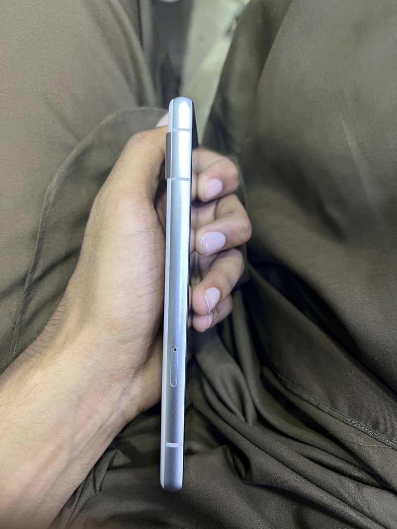 Google Pixel 7a 1