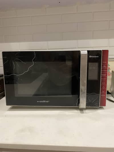 Dawlance Oven – 2 Years Used – Excellent Condition – Non-Repaired