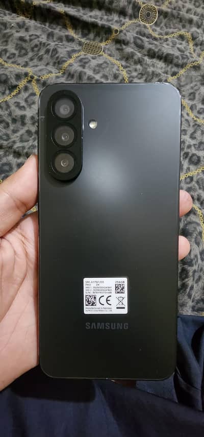 Samsung Mobile A17 8/256gb