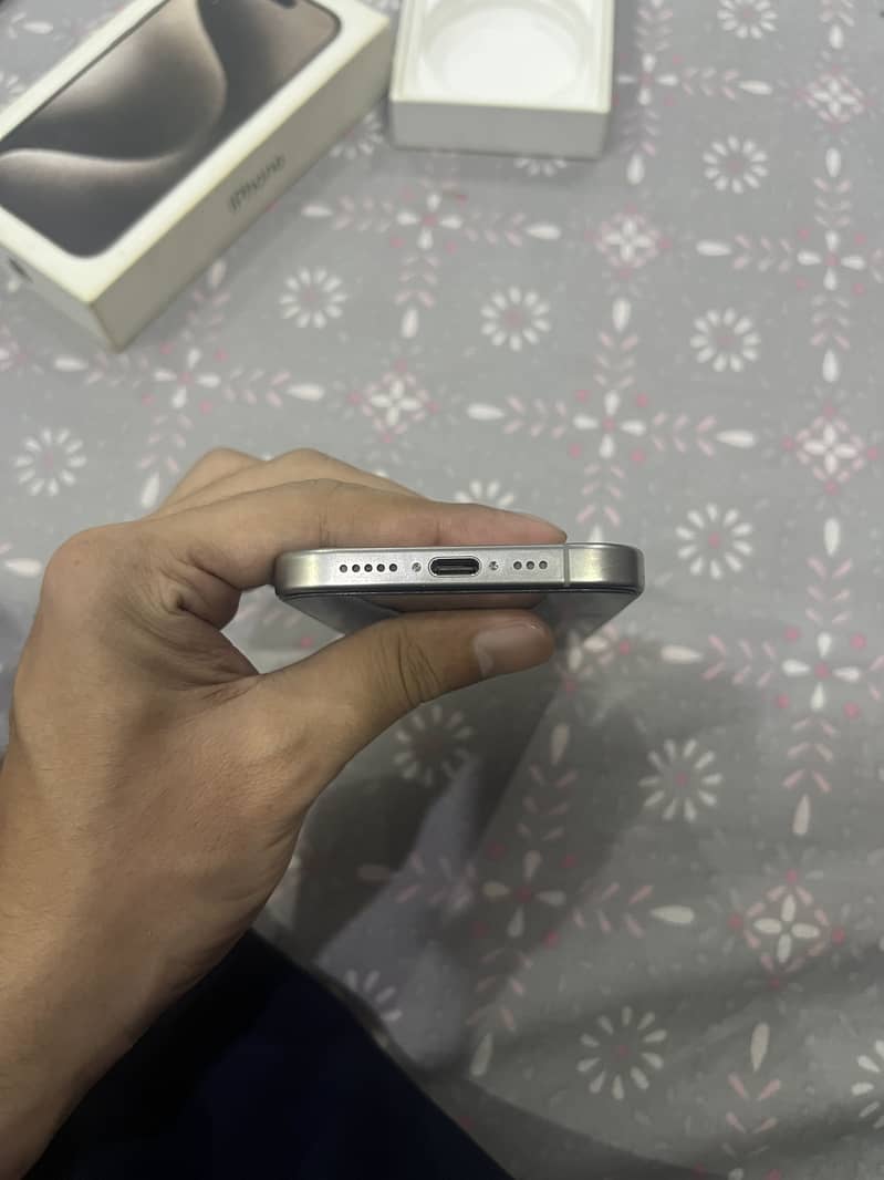 Apple iPhone 15 Pro 5