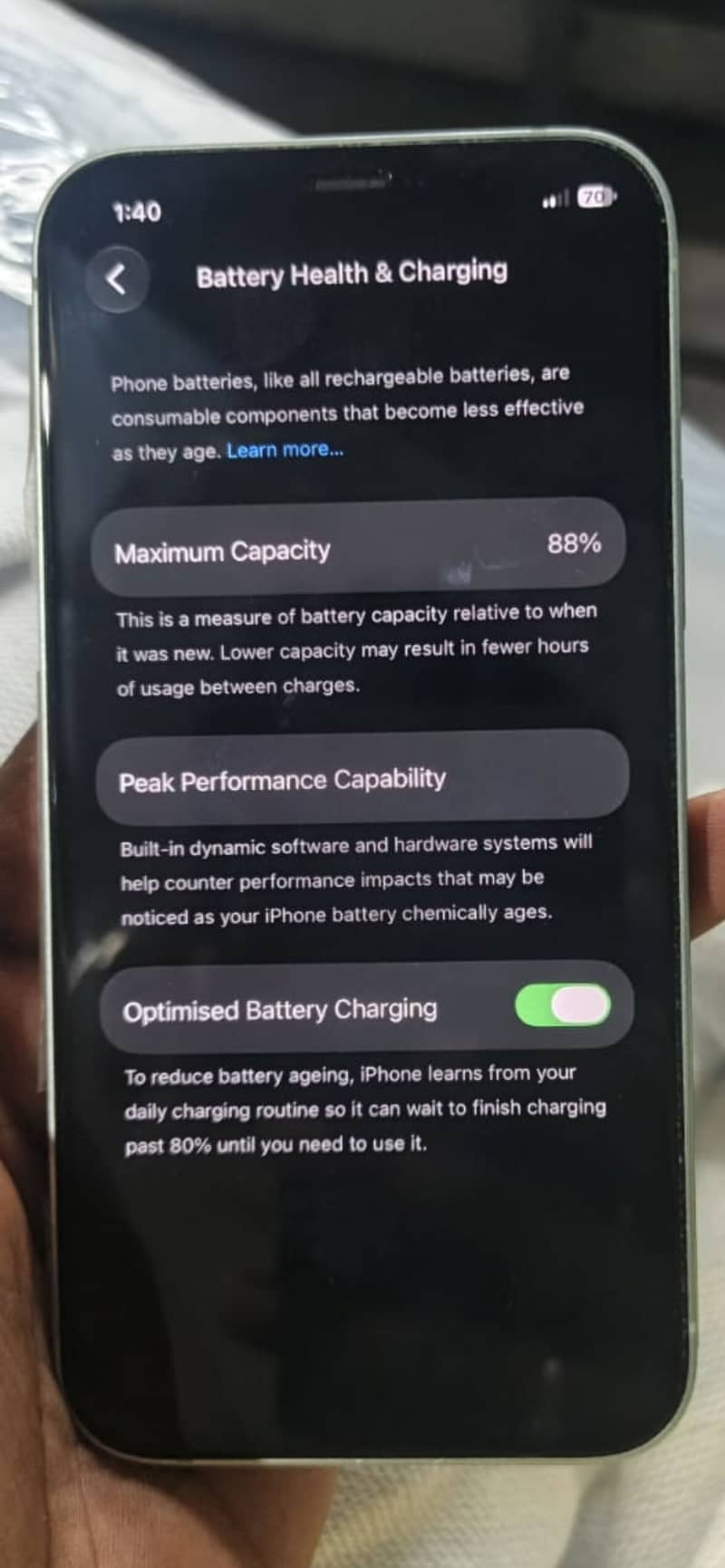 Apple iPhone 12 4
