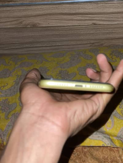 Apple iPhone 11 10/10 ufone sim working