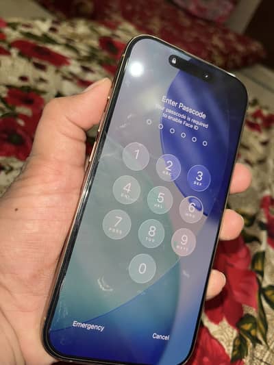 Apple iPhone 16 Pro